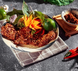 DÊ MỘT NẮNG MUỐI KIẾN