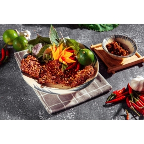 DÊ MỘT NẮNG MUỐI KIẾN